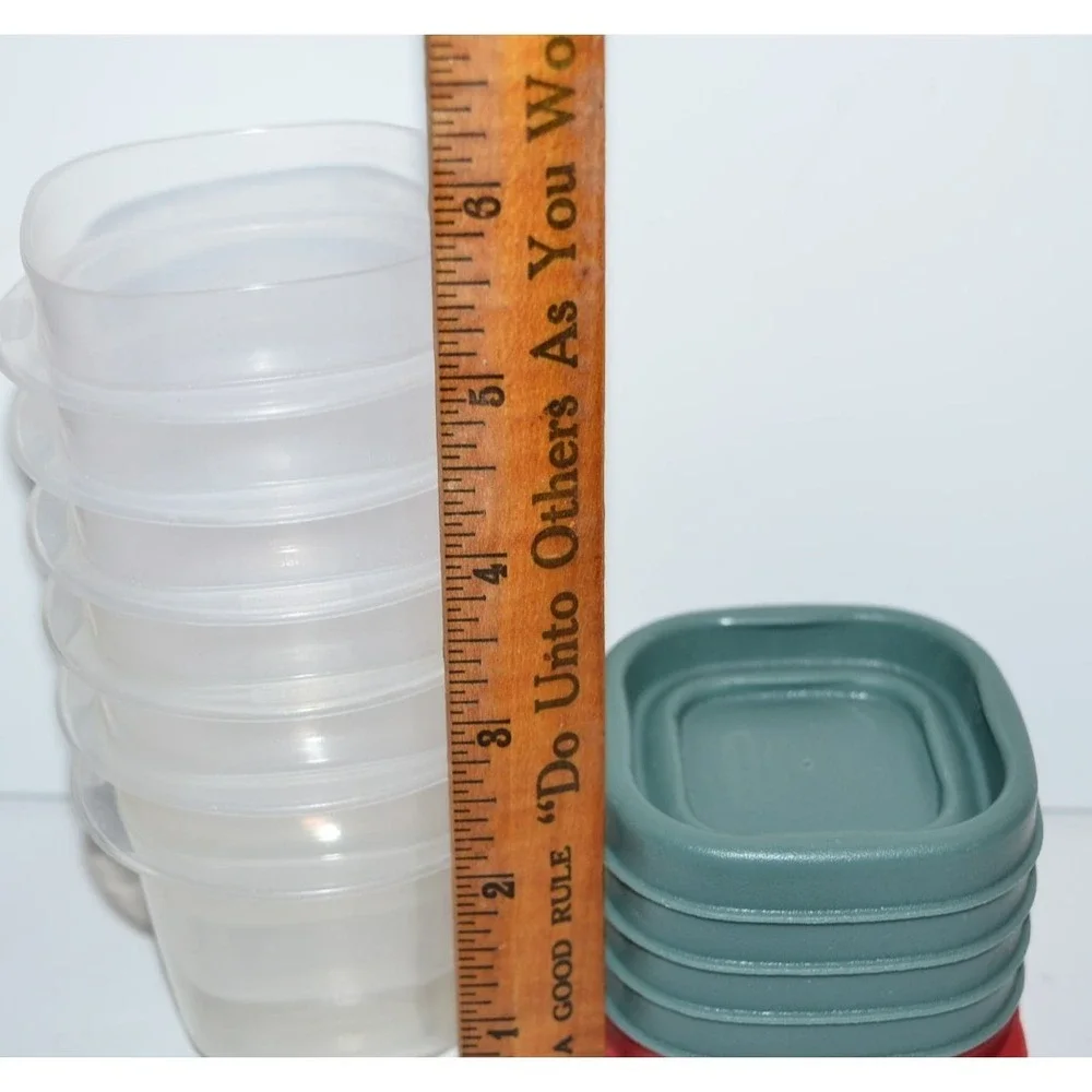 Rubbermaid Easy Find Lid Storage Containers 7J53‎ 4oz 6pc lot